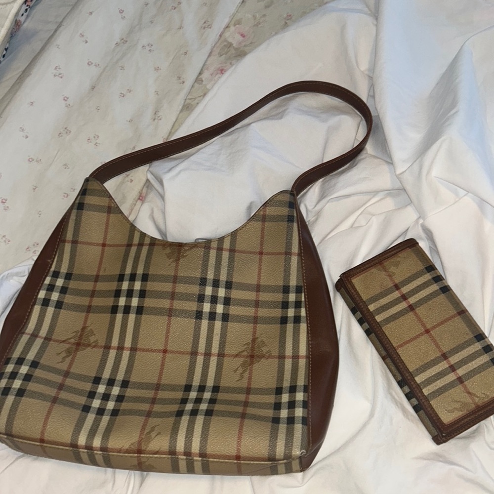 Burberry Bag with matching wallet